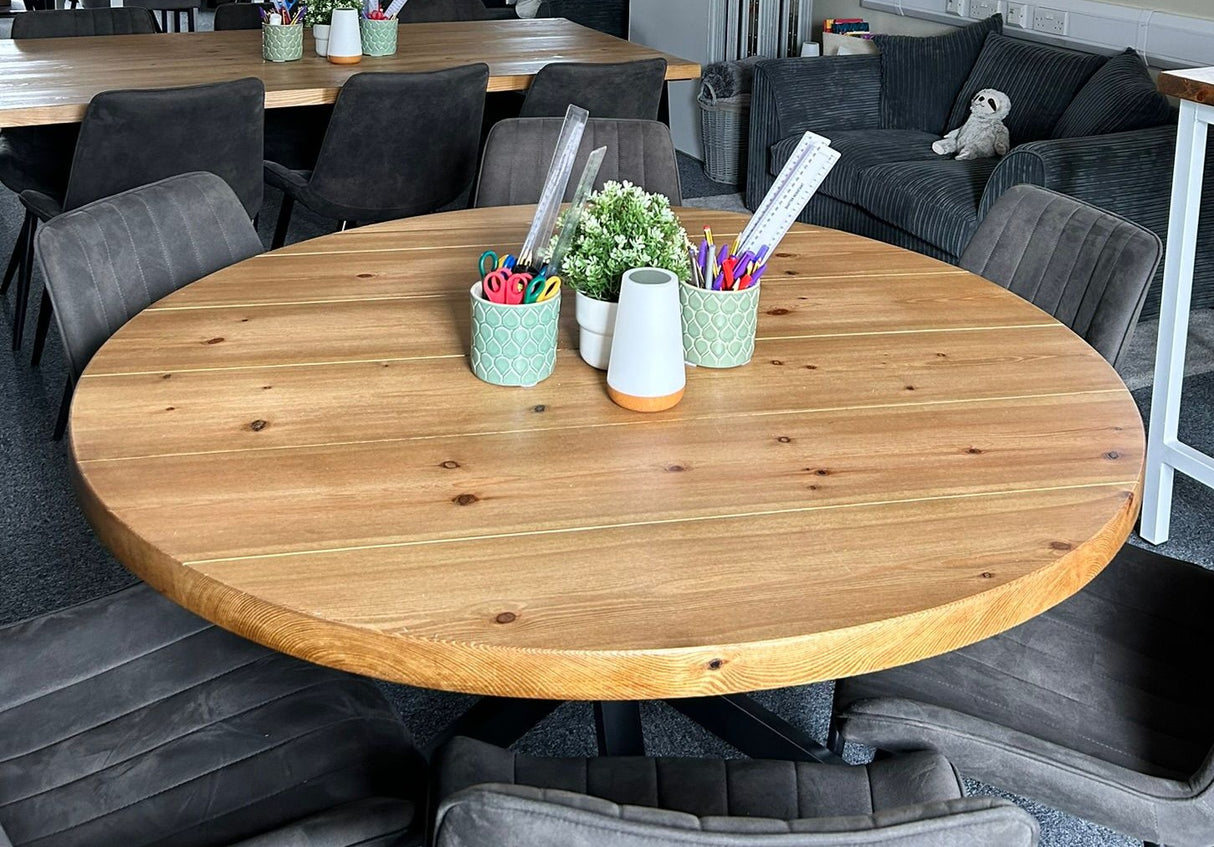 6 Seater Round Table